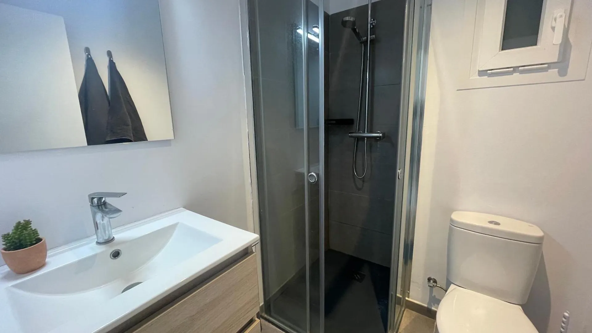 Apartamento Tranquilo A Pocos Minutos Del Mar Bufaganas Spain