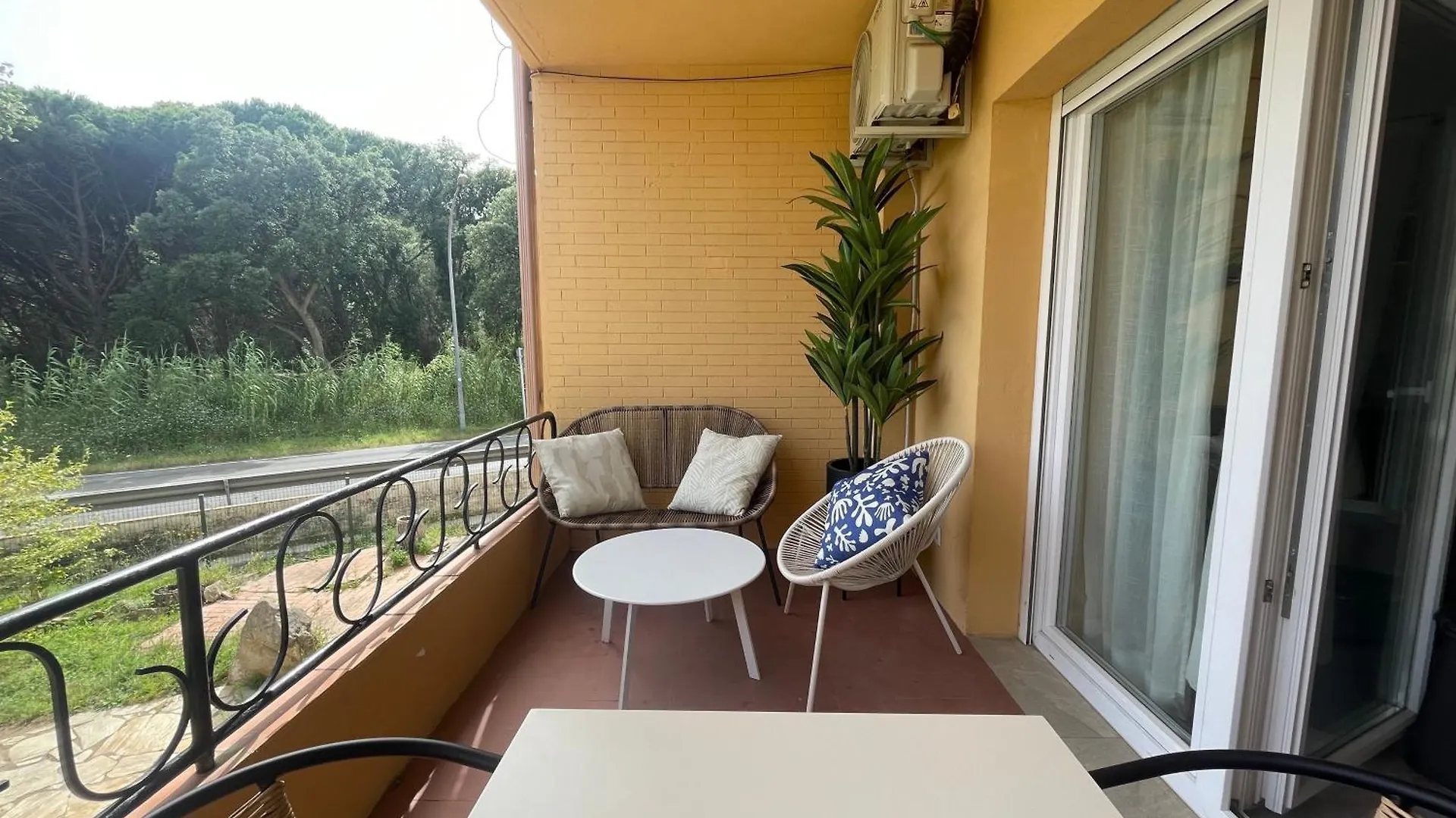 Apartamento Tranquilo A Pocos Minutos Del Mar Bufaganas 0*,  Spain